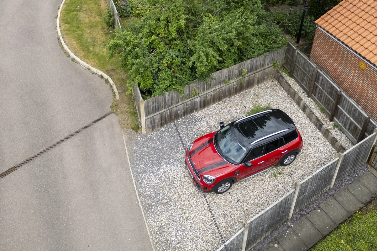 Parking at Dickman's Cottage