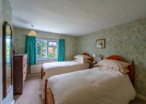 Dickman's Cottage Twin Bedroom